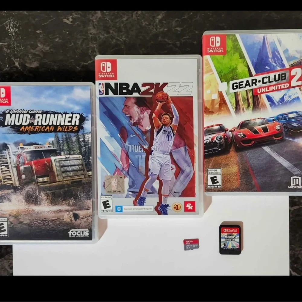 Nintendo Switch Bundle - Picture 4 of 7